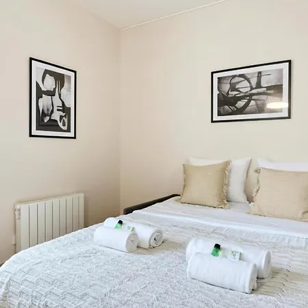 Gare D' Austerlitz - Premium For 5 With Easy Access * París