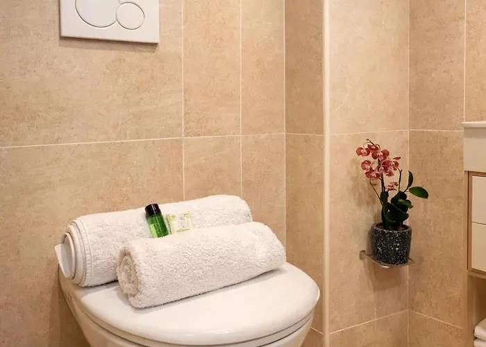 Gare D' Austerlitz - Premium For 5 With Easy Access Paris